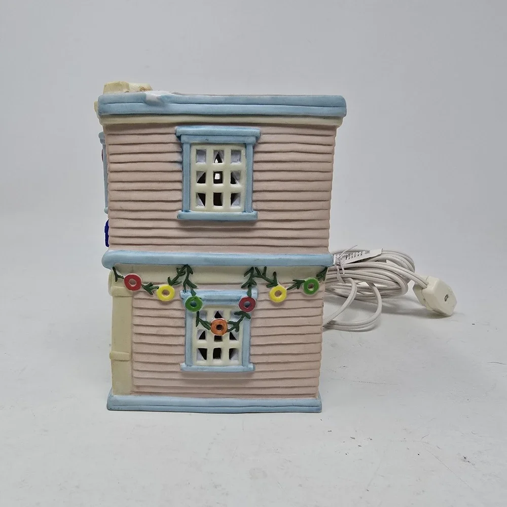 Nabisco Collectors Classics Life‎ Saver Lighted Candy Shop Holiday